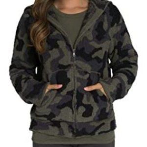 Barefoot Dreams - Cozy Chic Camo Hoodie - Medium
